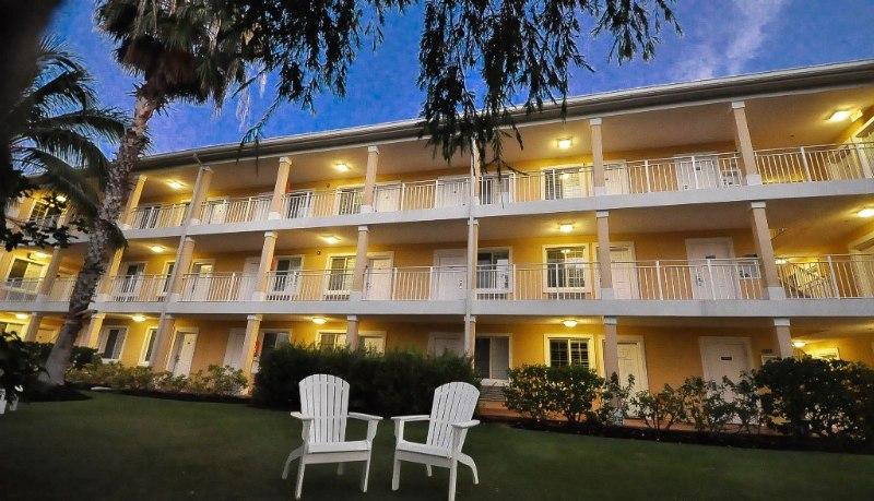 Sunshine Suites Resort West Bay Dış mekan fotoğraf